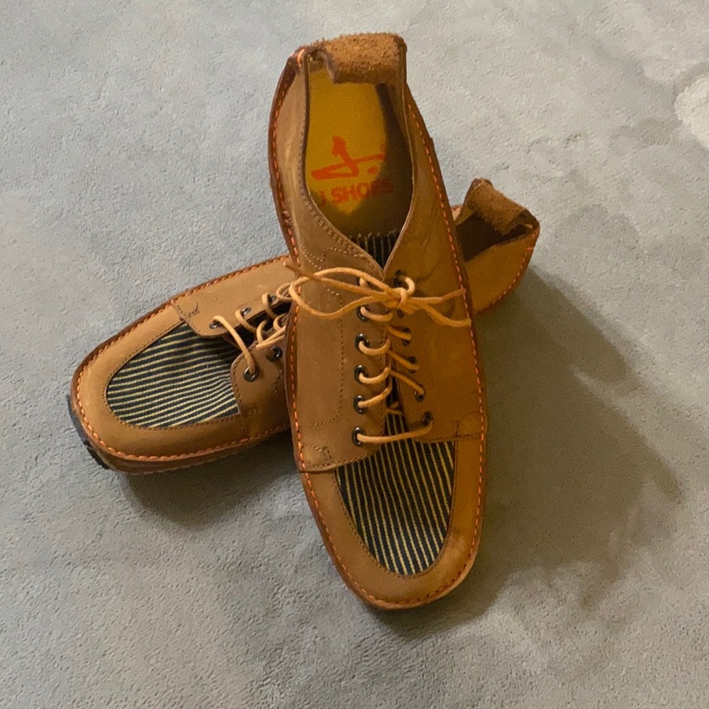 J Shoes size us 11 (brand new)